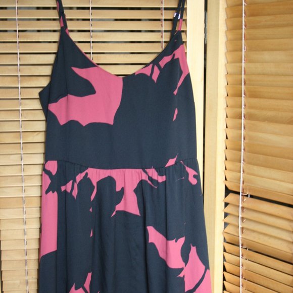 Loft Dress Black with Red Design Size O - Picture 2 of 8